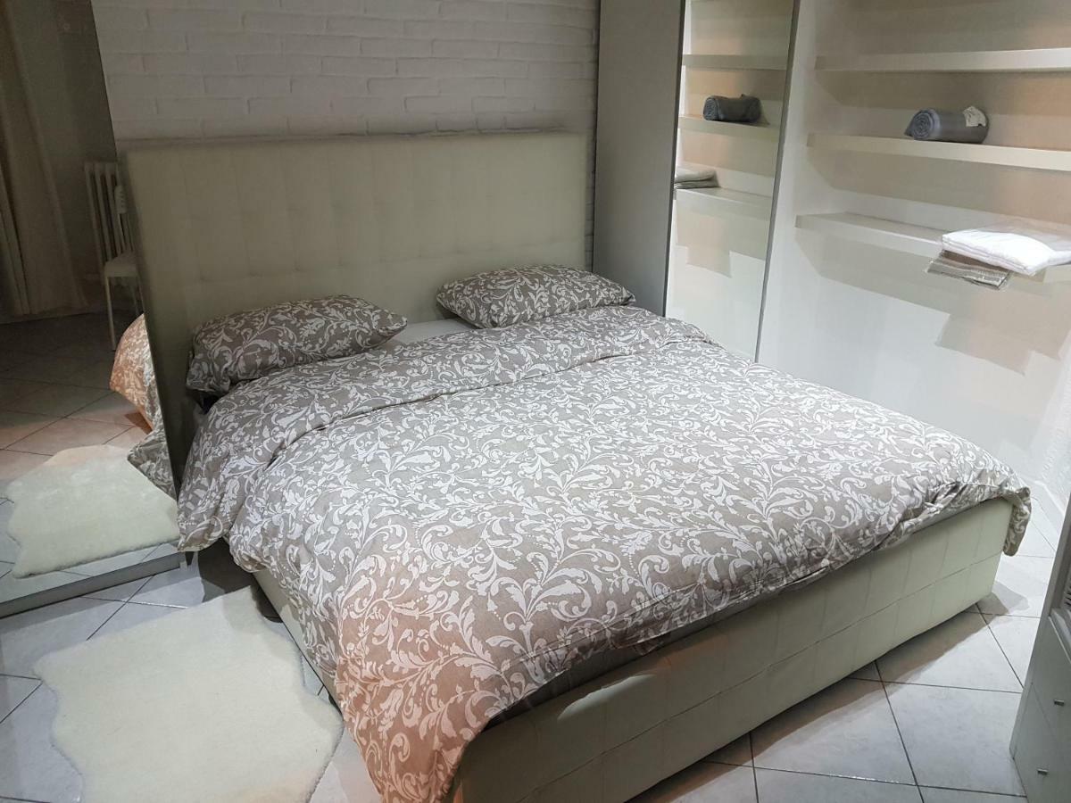 Sweet Apartment Suite Castelmerlo Болонья Екстер'єр фото